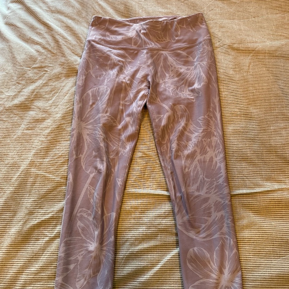 Fabletics capri leggings